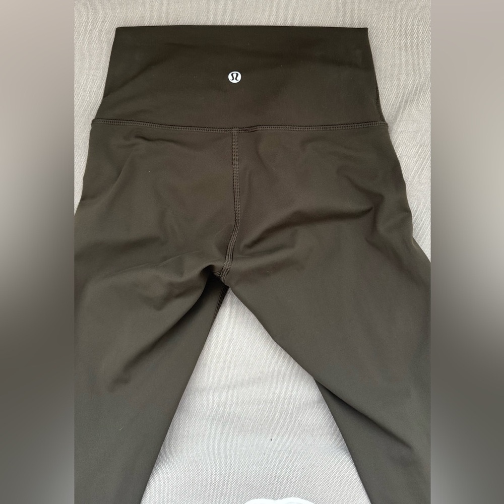 Lululemon olive green cropped Leggings size 2